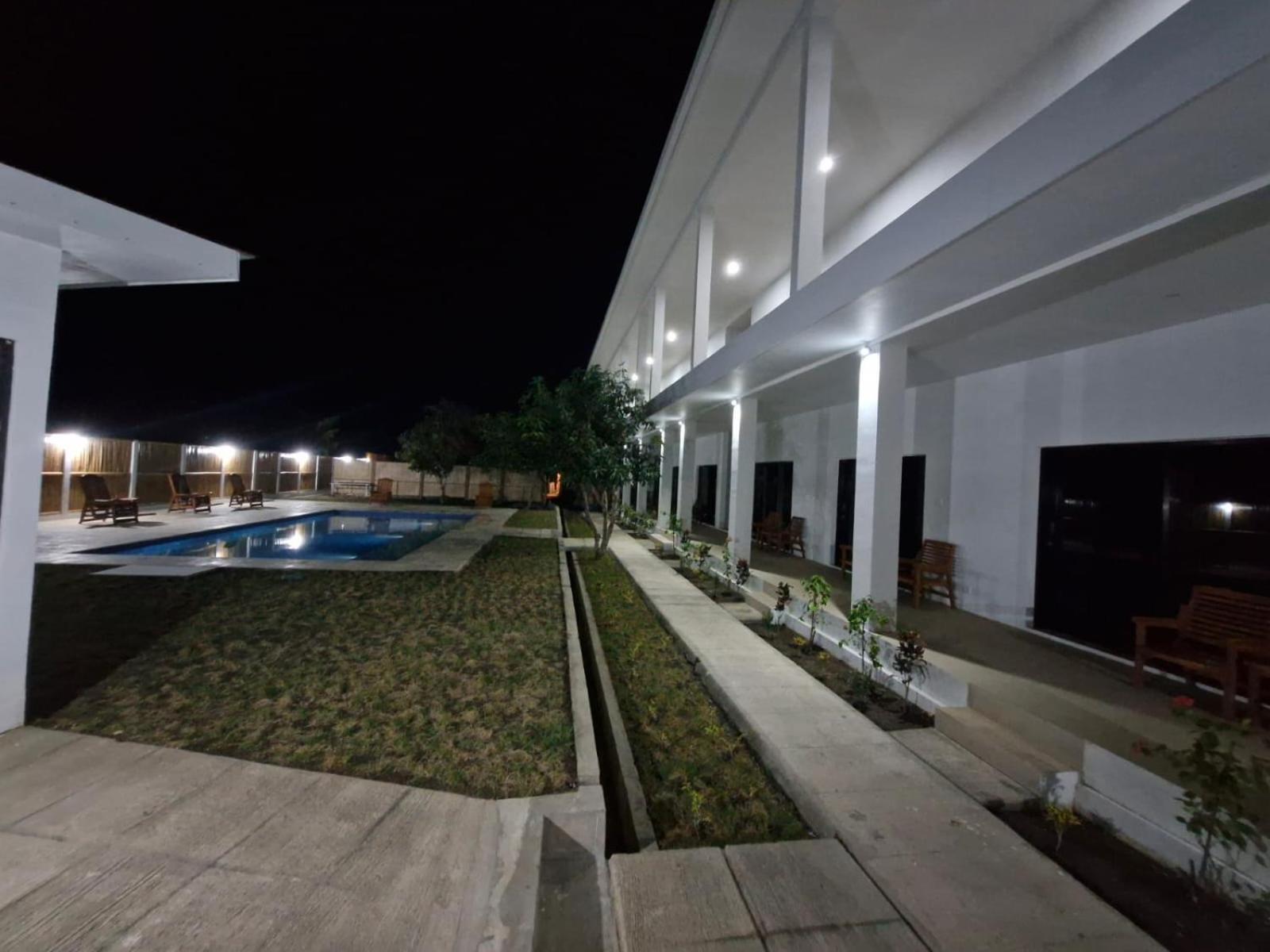 Satu Hati Hotel Ekas ภายนอก รูปภาพ