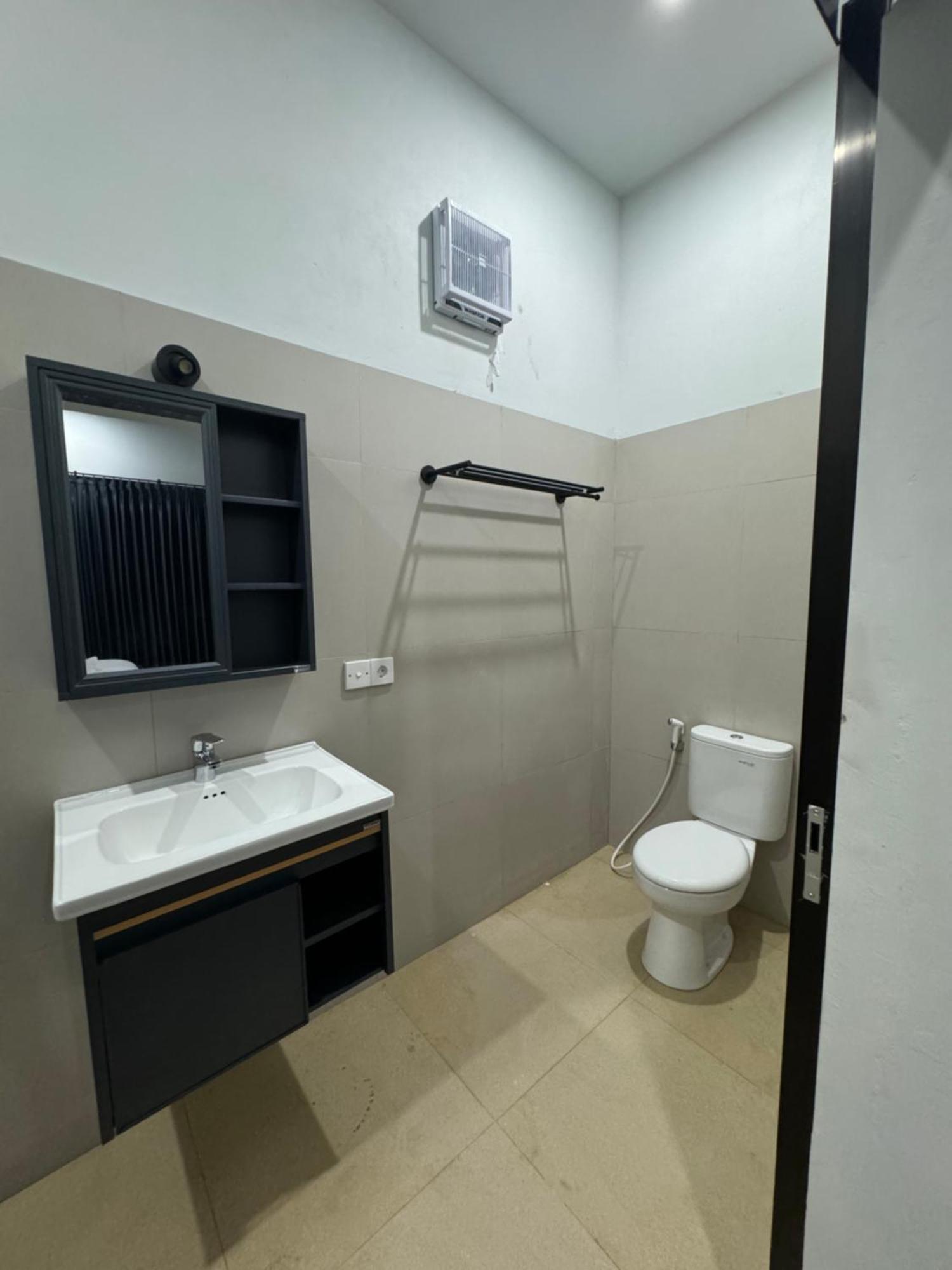 Satu Hati Hotel Ekas ภายนอก รูปภาพ