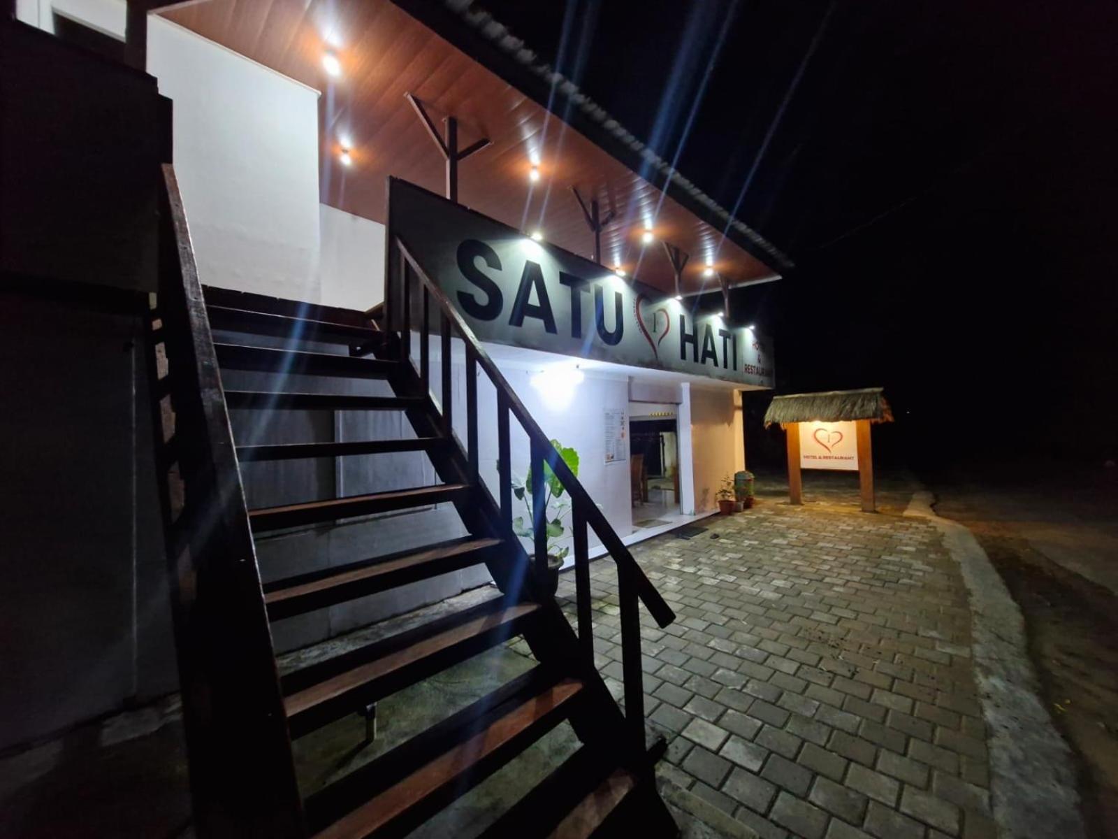 Satu Hati Hotel Ekas ภายนอก รูปภาพ